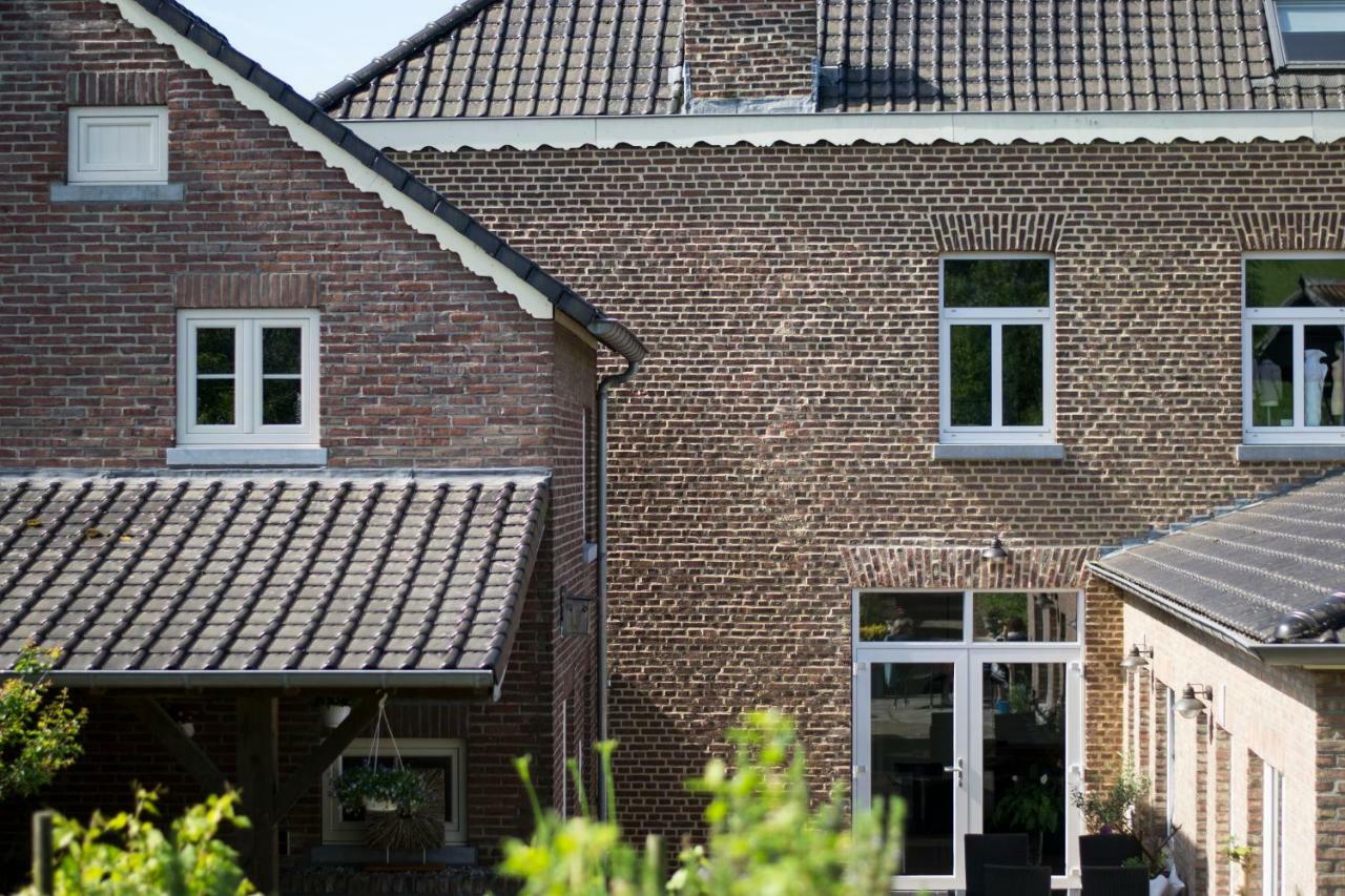 Bed & Breakfast Huize Mesch Eijsden Exterior foto